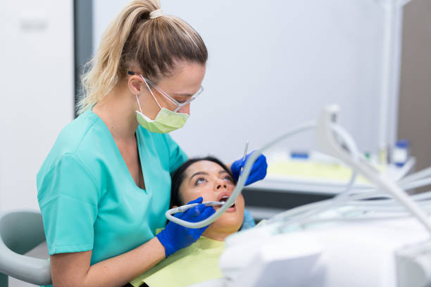 Best Holiday Emergency Dentist in Roodhouse, IL